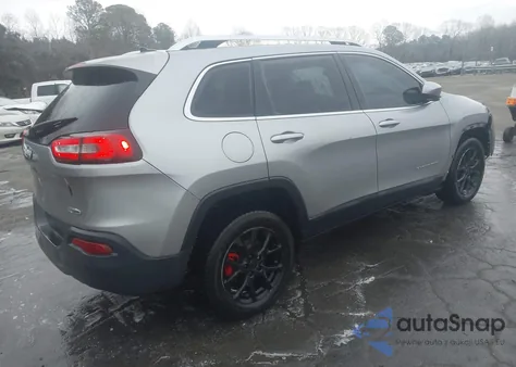 2015 Jeep Cherokee Latitude z USA, uszkodzony, nr VIN 1C4PJLCB7FW683637